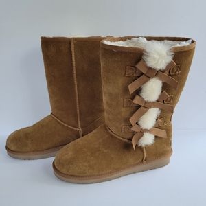 Koolaburra by Ugg Victoria Tall Chestnut Boots size 7W